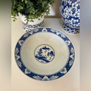Chinese Jingdezhen Blue & White Lotus Design Porcelain 8" Bowl